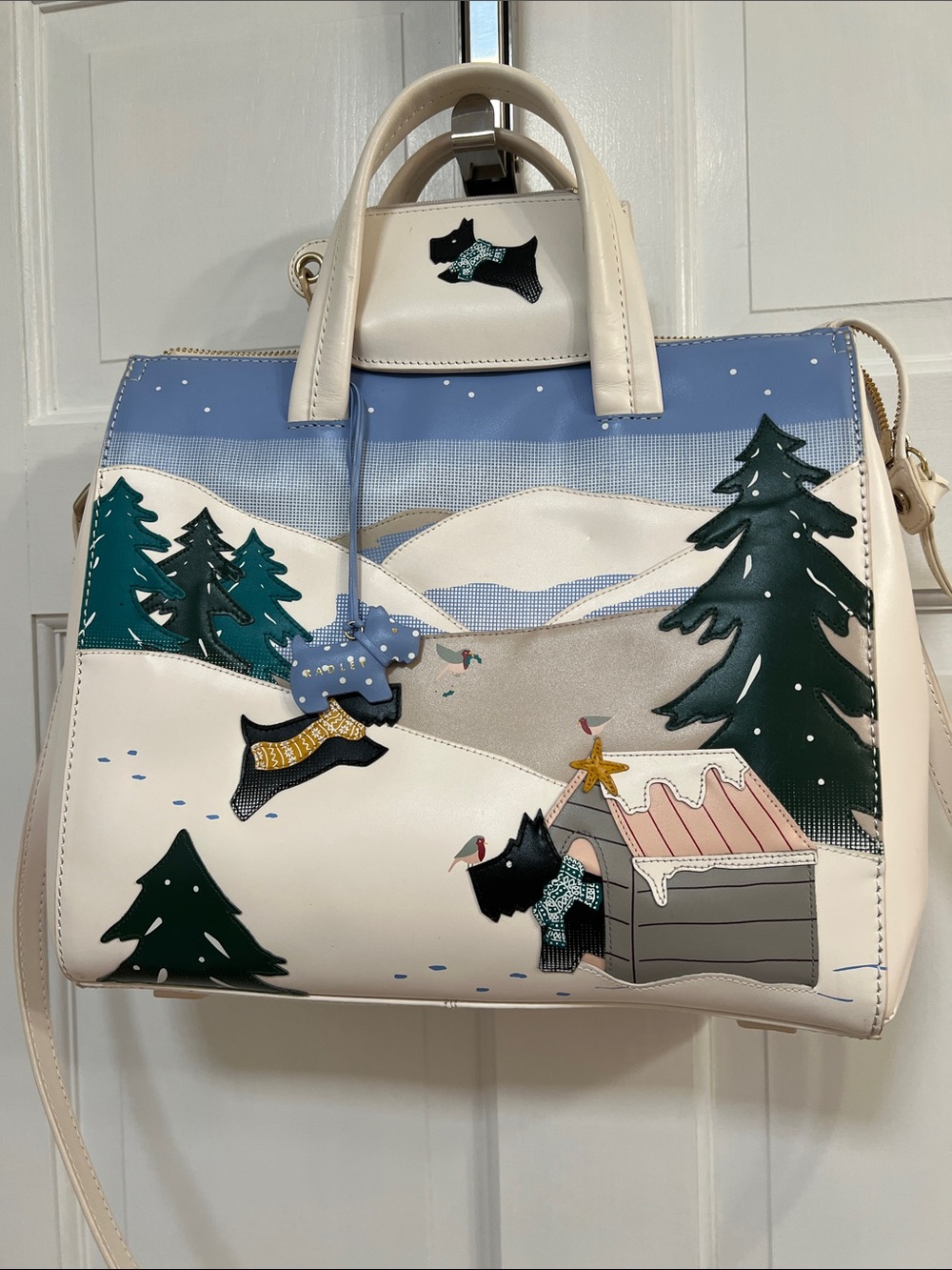 Radley of London Leather Scottish Terrier Winter Scene Satchel Handbag Retired